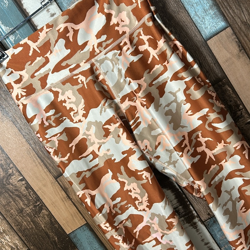 Nike dry fit small camouflage leggings - Picture 4 of 13